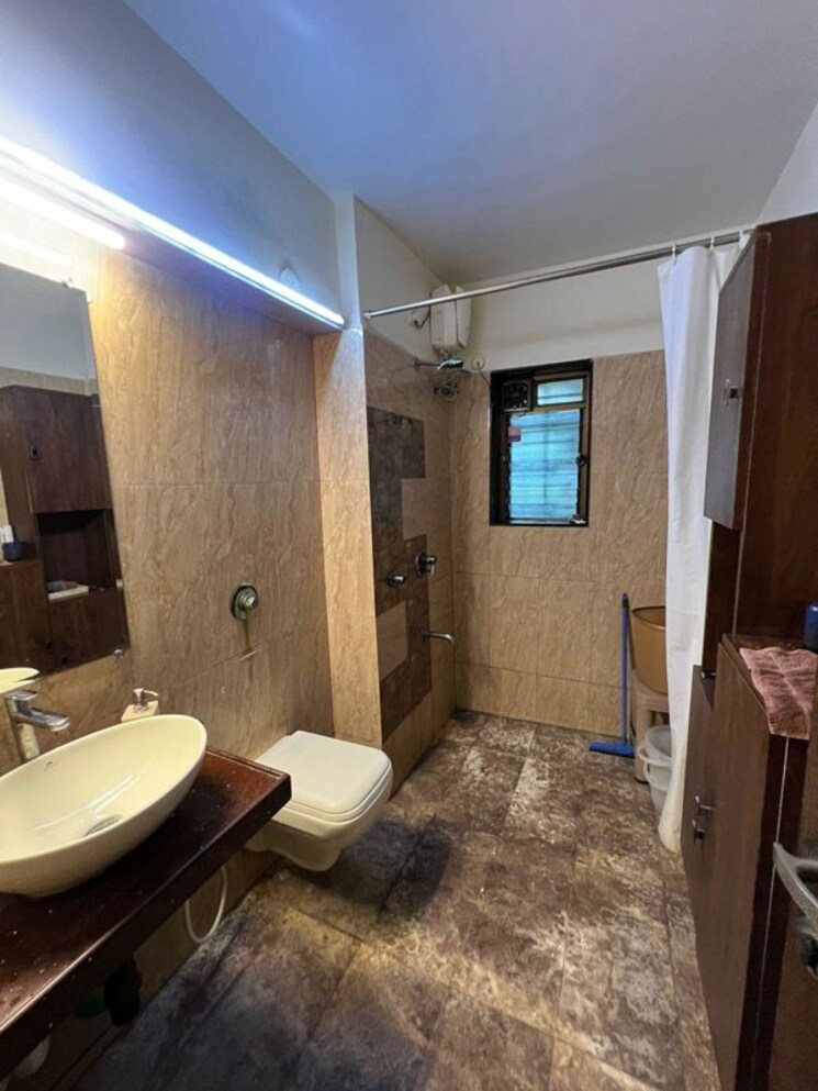 Bathroom, dattani-shelter 3 Bedroom 1200 Sq.Ft. Apartment In Goregaon West Mumbai 9751402