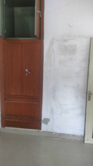 Furnished Amenities in 2.5 BHK Independent House at Sector 108 – for Rent