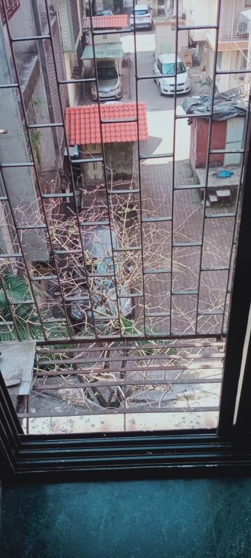 Balcony in 1 BHK Apartment at Mahakali Model Town, Jogeshwari East – for Rent