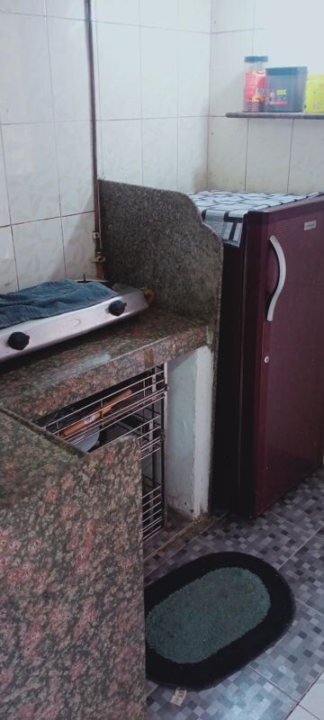 Furnished Amenities in 1 BHK Apartment at Mahakali Model Town, Jogeshwari East – for Rent