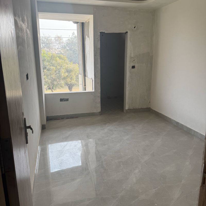 3 BHK Builder Floor For Sale in Sector 81