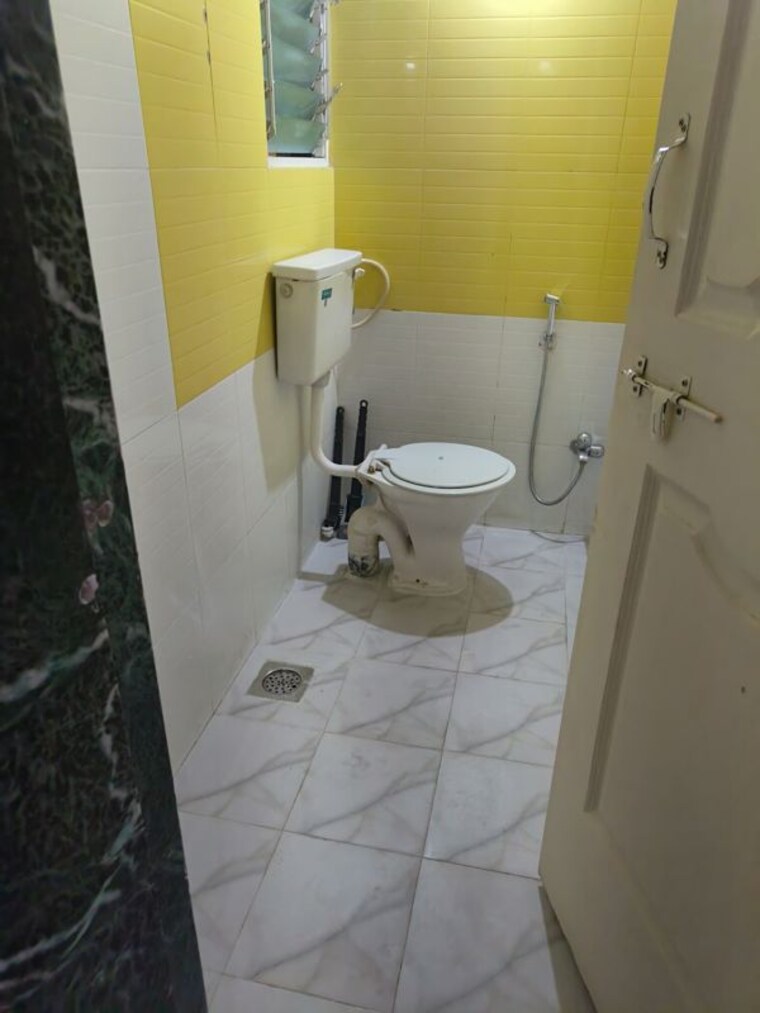 Bathroom, wakad 1 Bedroom 600 Sq.Ft. Apartment In Wakad Pune 9751478