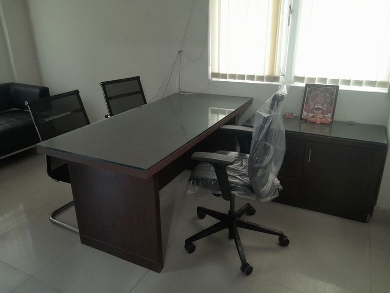 Team Area, sector 7 dwarka Commercial Office Space 500 Sq.Ft. In Sector 7 Dwarka Delhi 9751490