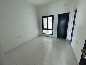 Room in 3.5 BHK Apartment at Sobha City Gurgaon, Sector 108 – for Rent