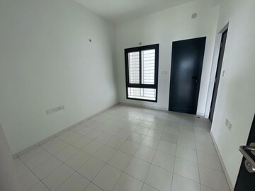 Room in 3.5 BHK Apartment at Sobha City Gurgaon, Sector 108 – for Rent