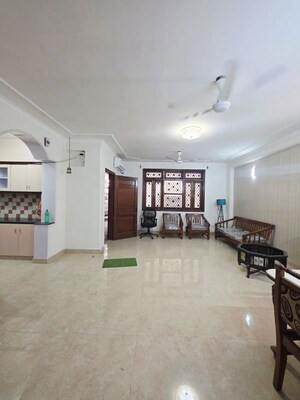 Living Room in 2 BHK Builder Floor at Saket – for Rent