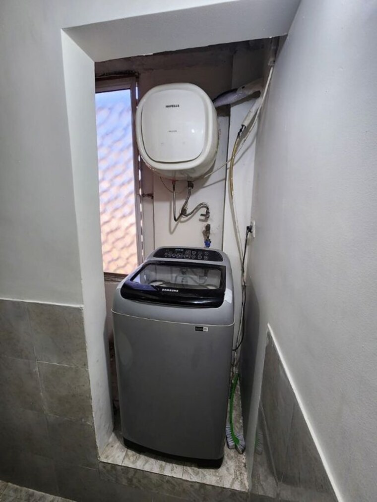 Bathroom, kw-srishti 3 Bedroom 1450 Sq.Ft. Apartment In Raj Nagar Extension Ghaziabad 9751518