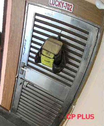 Master Bedroom in 3 BHK Apartment at Gardenia Glamour, Vasundhara Sector 3 – for Sale