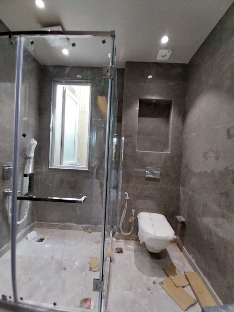 Bathroom, greater kailash i 3 Bedroom 2250 Sq.Ft. Builder Floor In Greater Kailash I Delhi 9751535