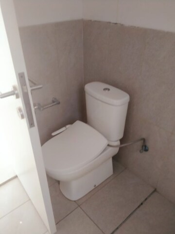 Bathroom in 3 BHK Apartment at DLF The Crest, Sector 54 – for Rent