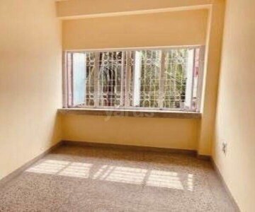 Room in 2 BHK Apartment at Beliaghata – for Rent