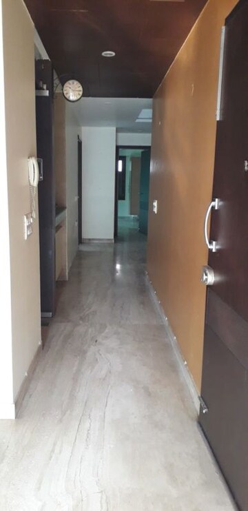 Building Lobby in 4 BHK Builder Floor at Gulmohar Park – for Rent