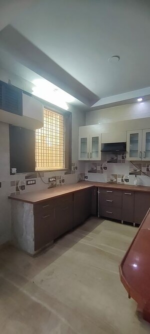 Kitchen in 3 BHK Builder Floor at Sector 37 – for Rent