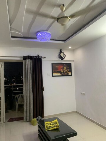 Room in 2 BHK Apartment at GK Rose Woods, Pimple Saudagar – for Rent