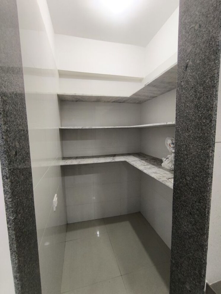 Bathroom, pal 3 Bedroom 1850 Sq.Ft. Apartment In Pal Surat 9751879