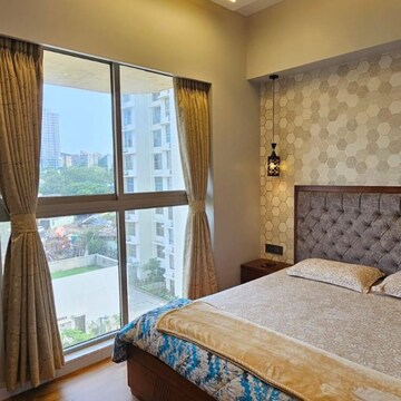 Bedroom in 3 BHK Apartment at Indiabulls Blu, Upper Worli – for Rent
