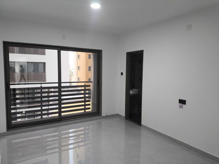 Room, palanpur 4 Bedroom 2800 Sq.Ft. Apartment In Palanpur Surat 9751964