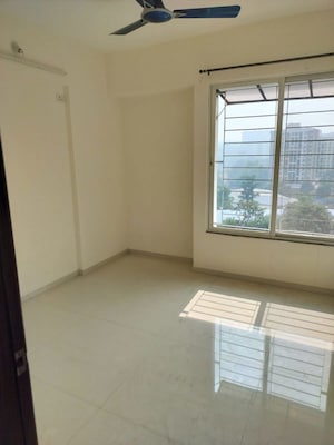 Room in 2 BHK Apartment at Blue 27th Avenue, Bavdhan – for Rent