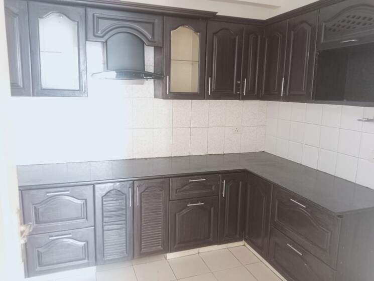 Kitchen, emaar-emerald-estate 3.5 Bedroom 1395 Sq.Ft. Apartment In Sector 65 Gurgaon 9752023