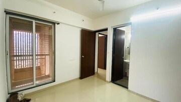 Room in 1 BHK Apartment at KIPL Morya, Kasarvadavali – for Rent