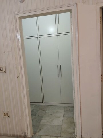  2 BHK Apartment at Sector 4 – for Rent