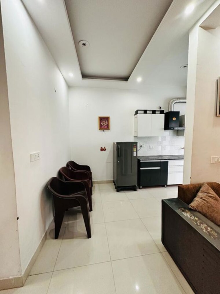 Kitchen, penta-homes 1 Bedroom 600 Sq.Ft. Apartment In Vip Road Zirakpur 9752078