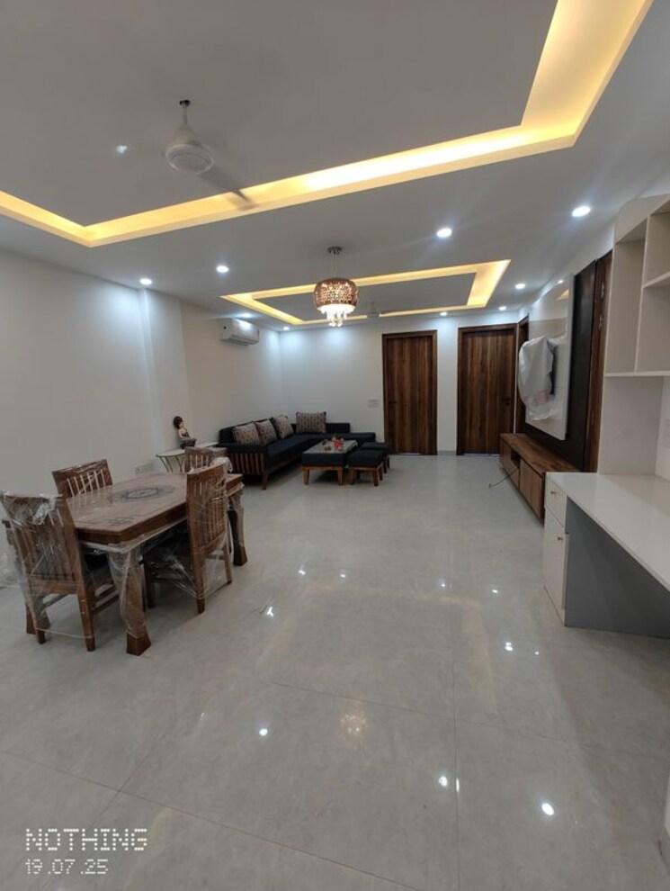 Living Room, sector 45 3 Bedroom 1950 Sq.Ft. Builder Floor In Sector 45 Gurgaon 9752221