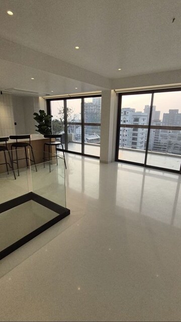 Room in 3.5 BHK Penthouse at Arth Crown Palace, Bandra West – for Rent