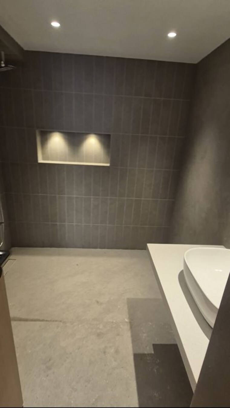 Bathroom, arth-crown-palace 3.5 Bedroom 3000 Sq.Ft. Penthouse In Bandra West Mumbai 9752239