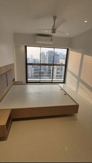 Room in 3.5 BHK Penthouse at Arth Crown Palace, Bandra West – for Rent