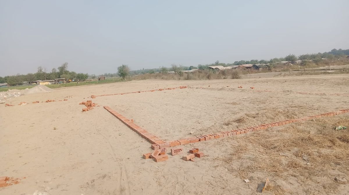 Plot For Sale in Sector 141