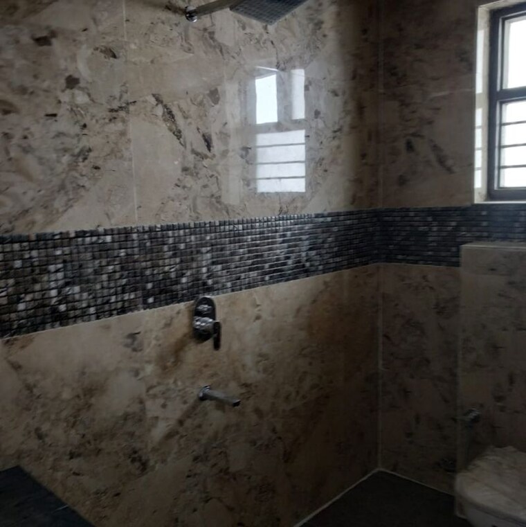 Bathroom, sector 85 4 Bedroom 2230 Sq.Ft. Builder Floor In Sector 85 Faridabad 9752355