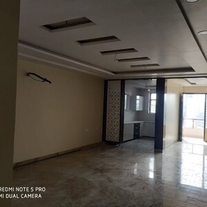 Room in 4 BHK Builder Floor at Sector 85 – for Sale