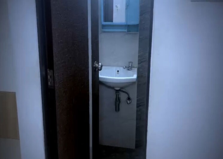 Bathroom, kandarpada 2 Bedroom 610 Sq.Ft. Apartment In Kandarpada Mumbai 9752491