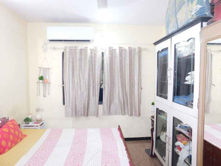 Bedroom, poonam-darshan 2 Bedroom 750 Sq.Ft. Apartment In Andheri East Mumbai 9752590