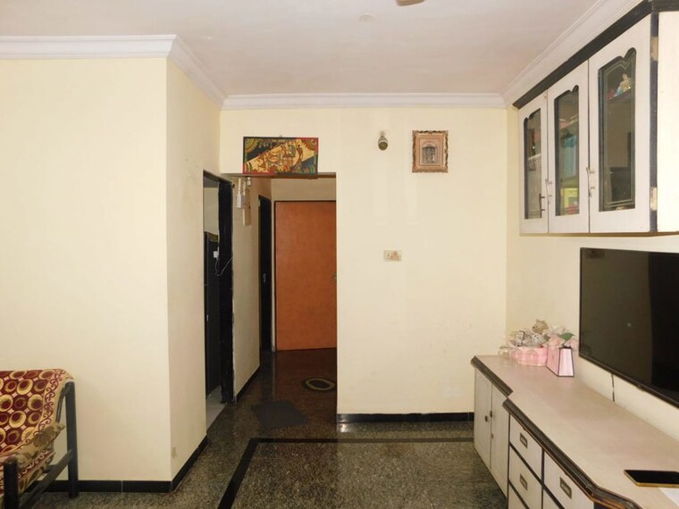 Room, poonam-darshan 2 Bedroom 750 Sq.Ft. Apartment In Andheri East Mumbai 9752590
