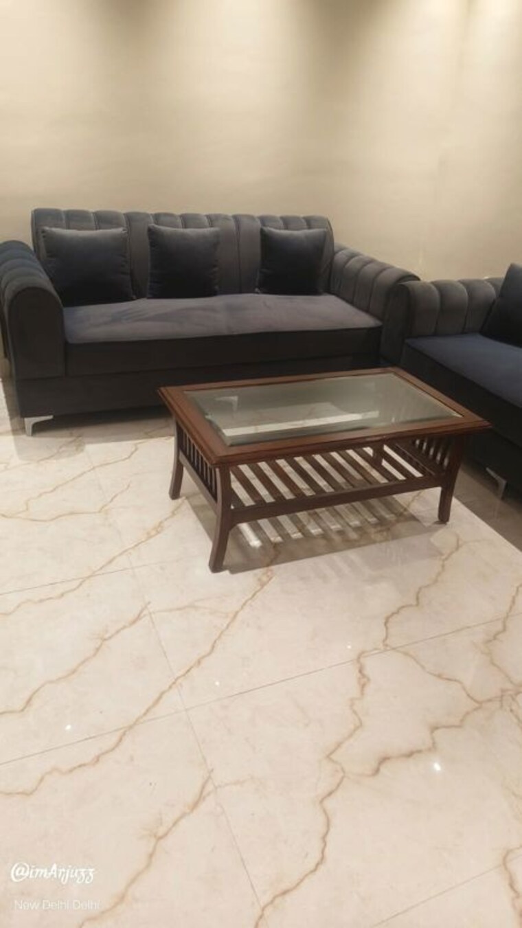 Living Room, vinoba puri 1 Bedroom 563 Sq.Ft. Builder Floor In Vinoba Puri Delhi 9752557