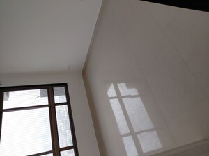 Room in 3 BHK Apartment at Kanakia Levels, Malad East – for Rent