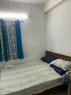 2 BHK + Pooja Room Apartment For Rent in Greenmark Galaxy