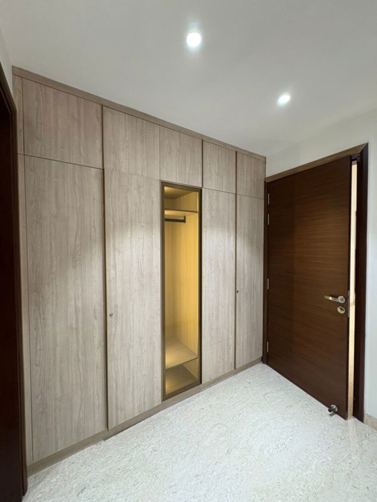 Room, saket 4 Bedroom 2700 Sq.Ft. Builder Floor In Saket Delhi 9752795