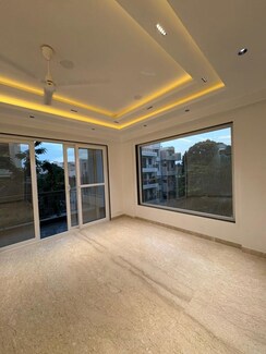 4 BHK + Servant Room Builder Floor For Sale in Saket