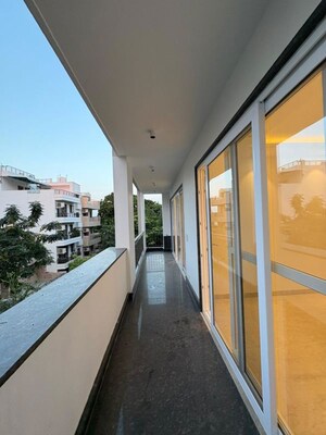 Building Lobby in 4 BHK Builder Floor at Saket – for Sale