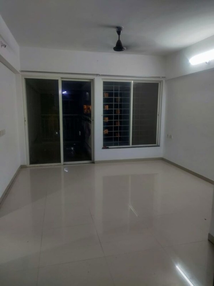 Room, mantra-insignia 2 Bedroom 893 Sq.Ft. Apartment In Mundhwa Pune 9752697