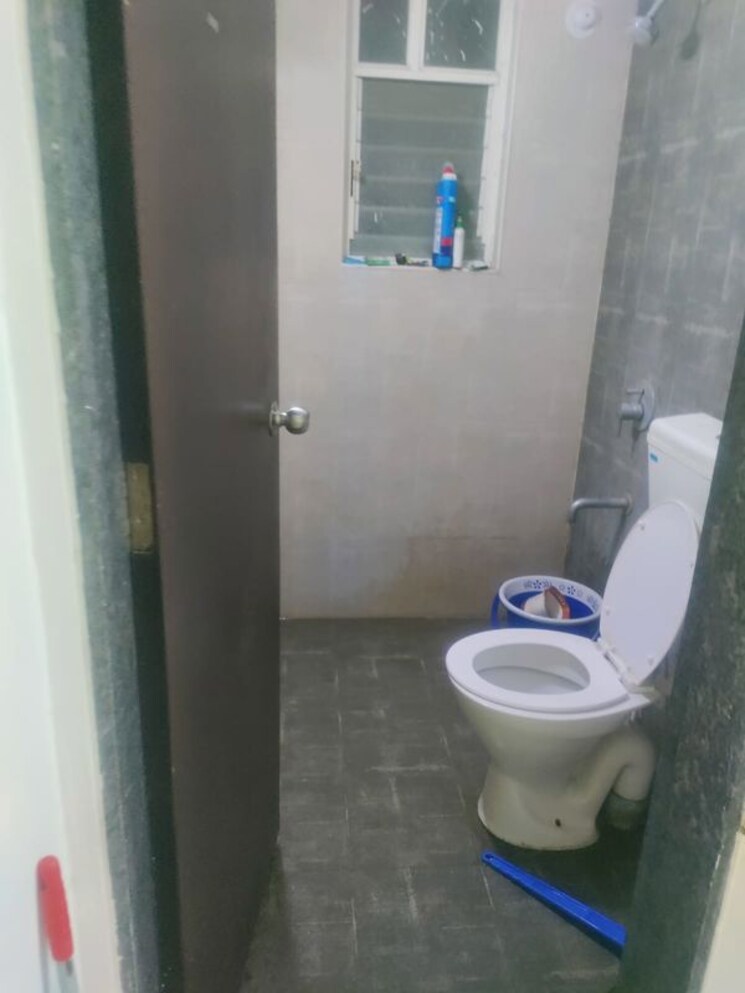 Bathroom, mantra-insignia 2 Bedroom 893 Sq.Ft. Apartment In Mundhwa Pune 9752697