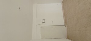 Room in 2 BHK Apartment at Vashisht Heights, Sector 87 – for Sale