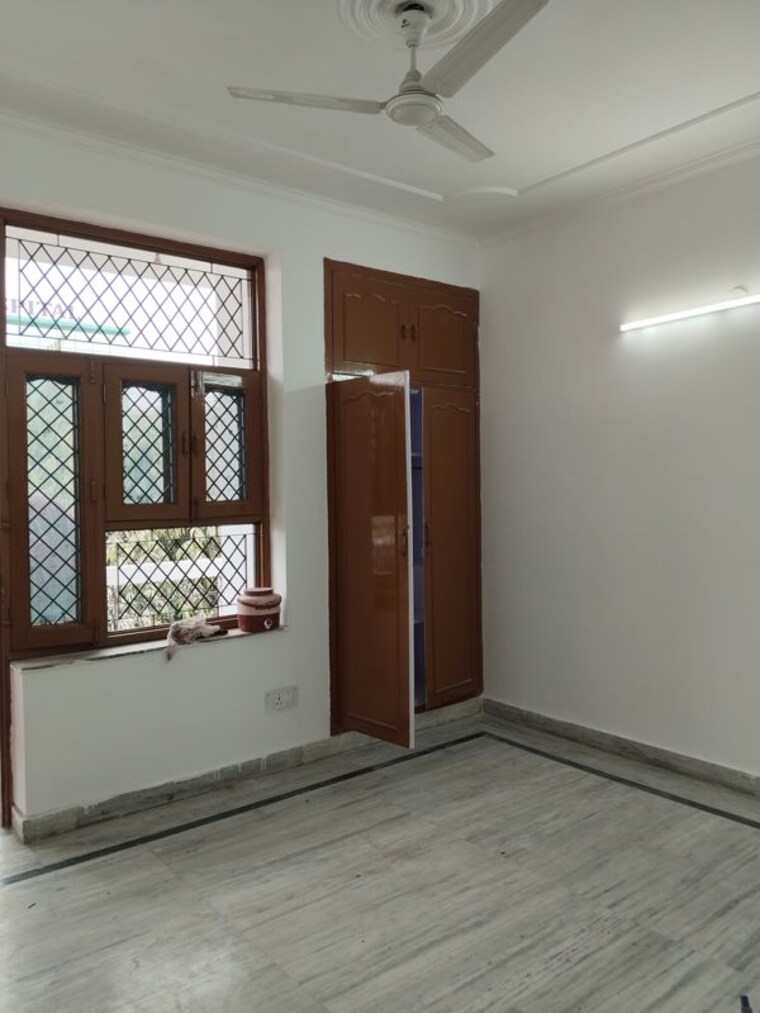 Room, ashoka-enclave-3 2 Bedroom 1600 Sq.Ft. Apartment In Sector 35 Faridabad 9753148