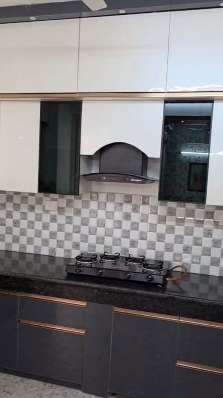Kitchen, tulsiani-urban-woods 3 Bedroom 2000 Sq.Ft. Apartment In Sushant Golf City Lucknow 9752668