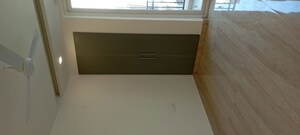 Furnished Amenities in 3 BHK Builder Floor at BPTP District Phase 2, Sector 84 – for Sale