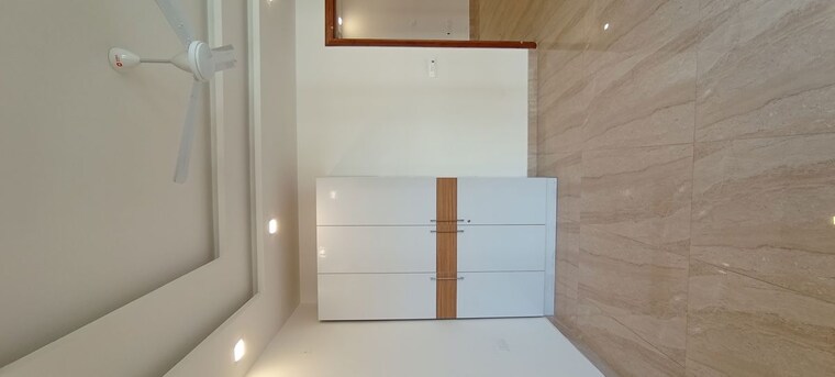 Room, bptp-district-phase-2 3 Bedroom 1340 Sq.Ft. Builder Floor In Sector 84 Faridabad 8487977