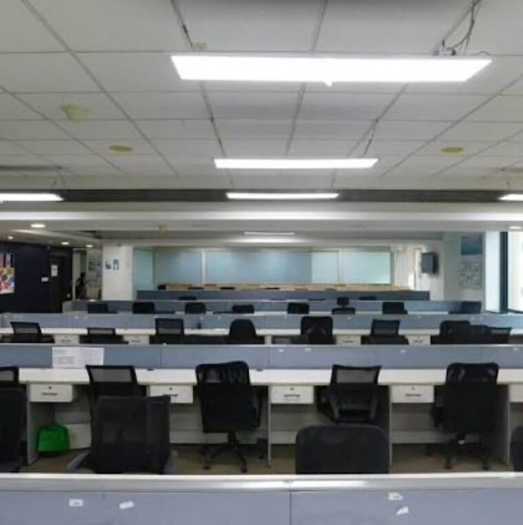 Team Area, raheja-plaza-andheri Commercial Office Space 550 Sq.Ft. In Industrial Area Mumbai 9753203